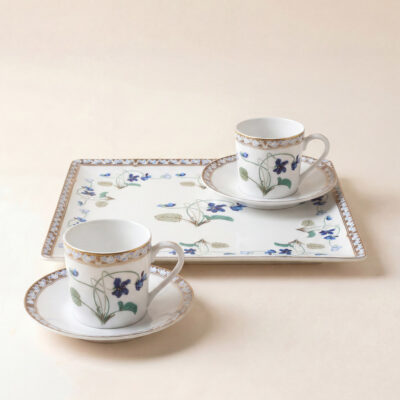 {:fr}Set plateau et 2 tasses café avec soucoupes Impératrice Eugénie{:}{:en}Set tray and 2 coffee cups with saucers Impératrice Eugénie{:}