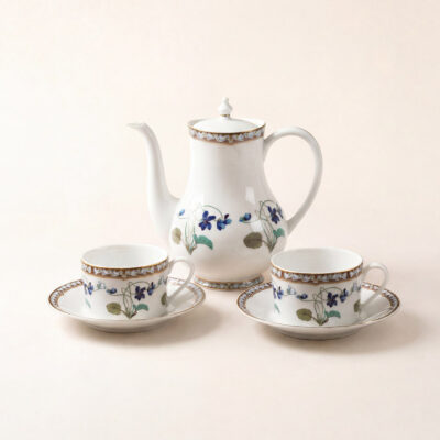 {:fr}Set théière et 2 tasses avec soucoupes thé Impératrice Eugénie{:}{:en}Set teapot and 2 teacups with saucers Impératrice Eugénie{:}